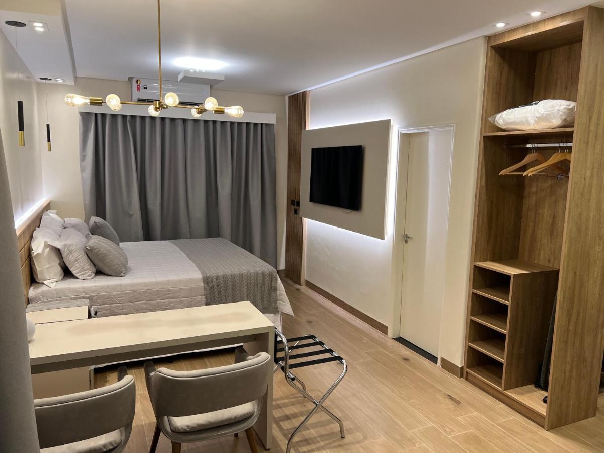 Onix Hotel Assis Bagian luar foto