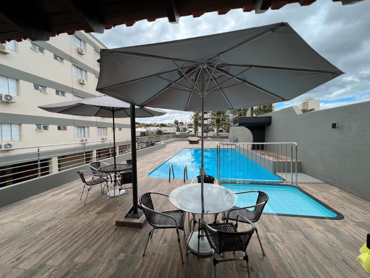 Onix Hotel Assis Bagian luar foto